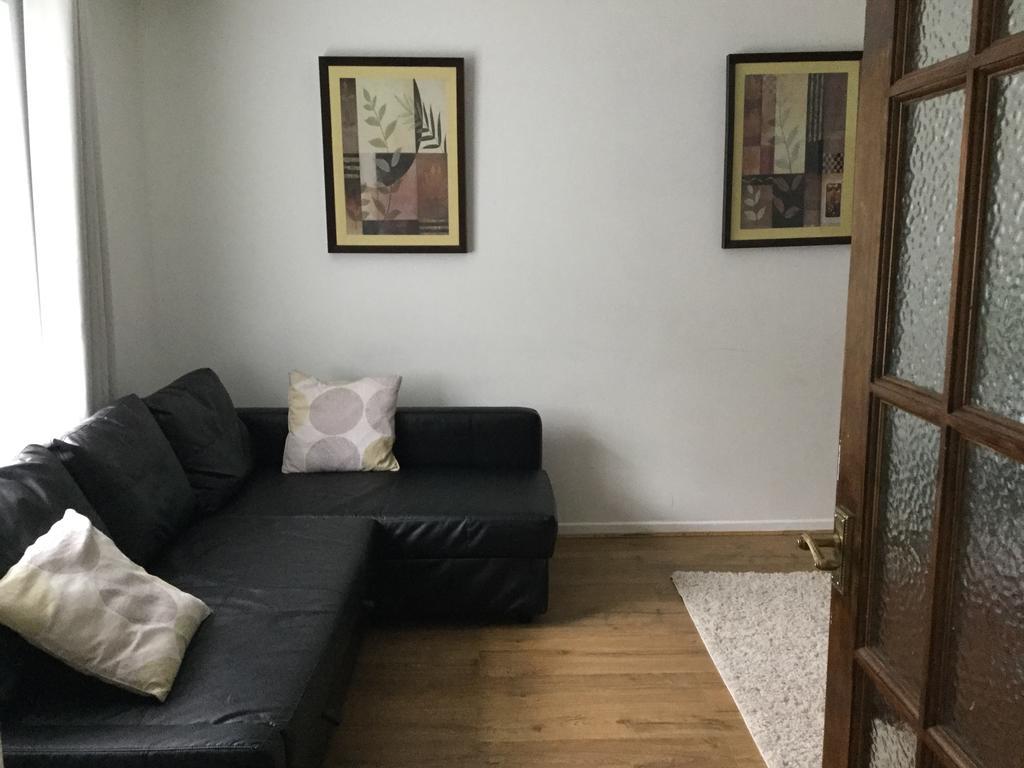 4 Bed House Next To Basildon Town Centre Vila Exterior foto