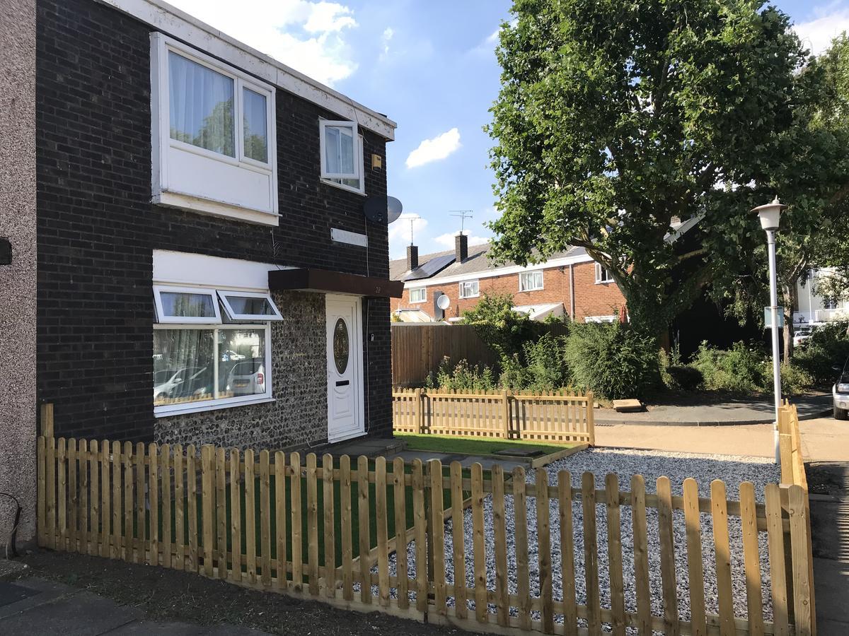 4 Bed House Next To Basildon Town Centre Vila Exterior foto
